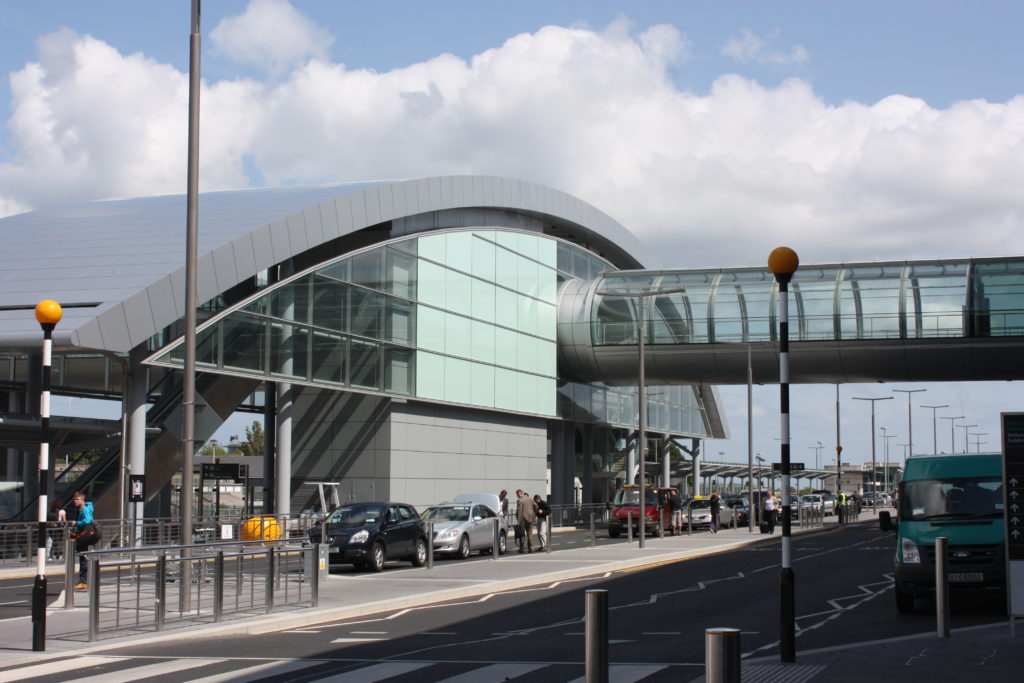 Dublin_Airport,_May_2011_(09)