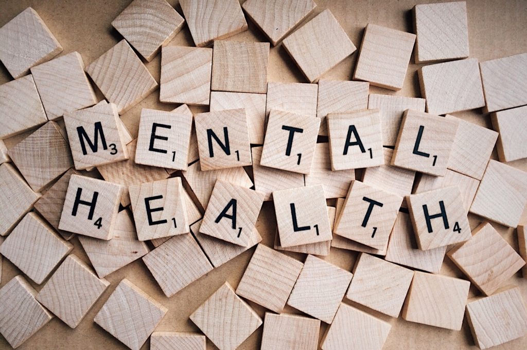 mental-health-2019924_1920-1024x682